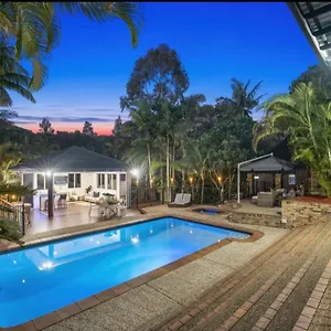 Holiday home Paradise Retreat With Waterfall & Pool On 2000m2, Gold Coast