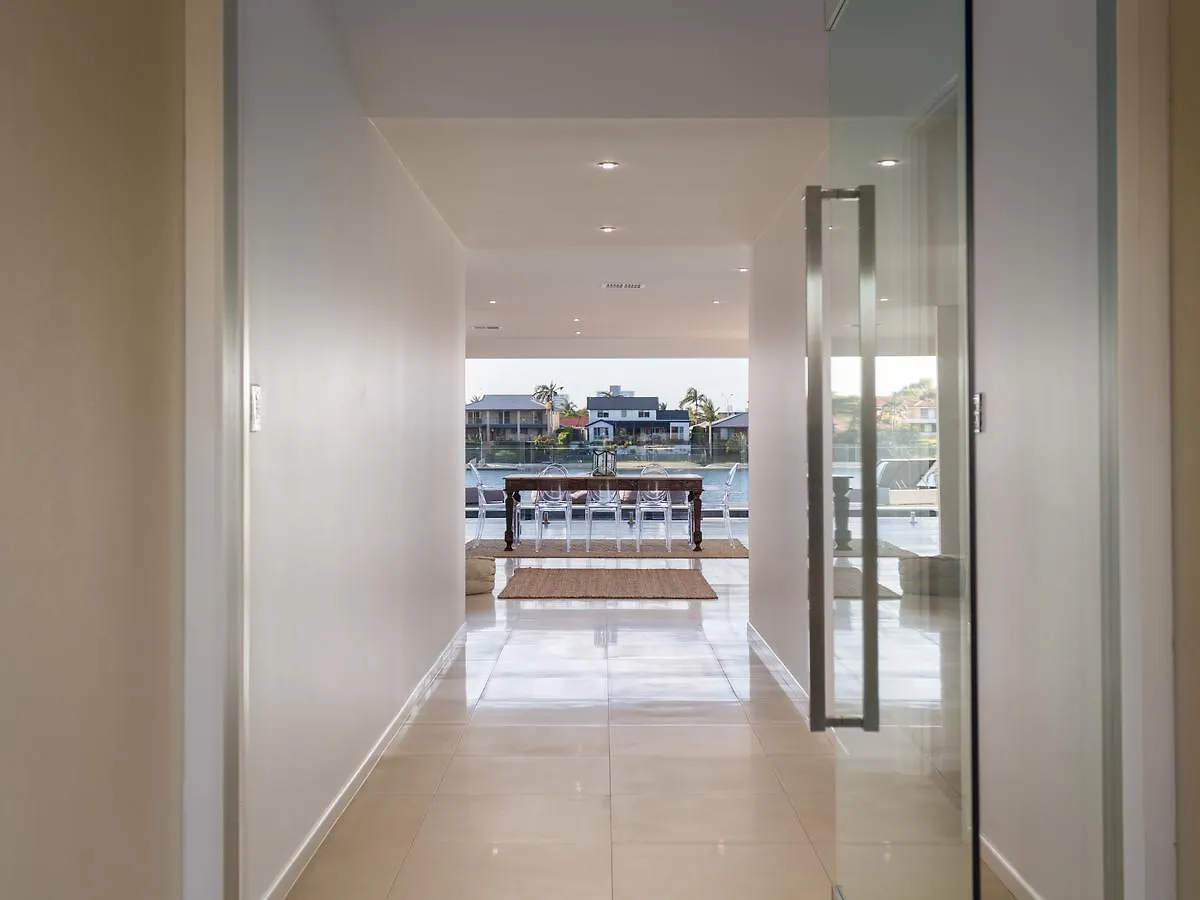 Rumrunner Resort Gold Coast Holiday home