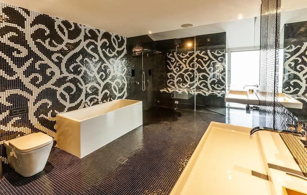Rumrunner Resort Gold Coast 0*,